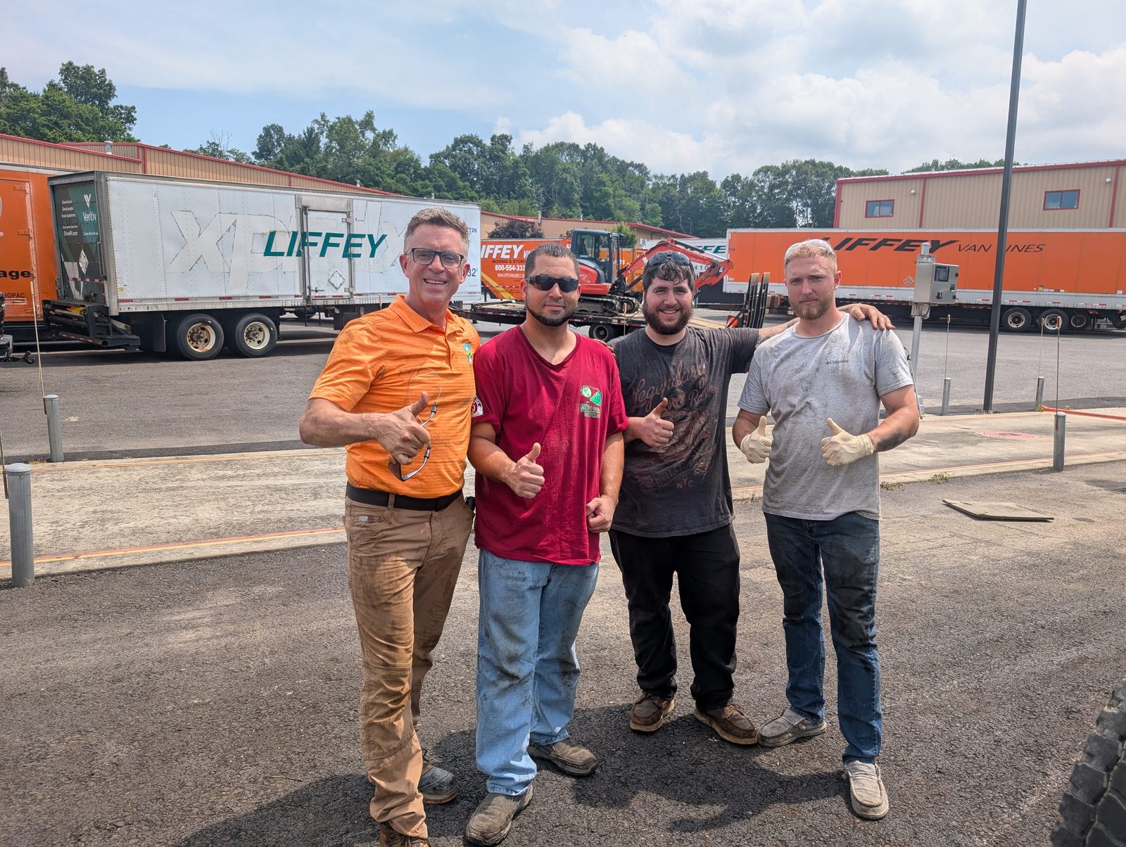 JT with the Black Dirt Overland crew